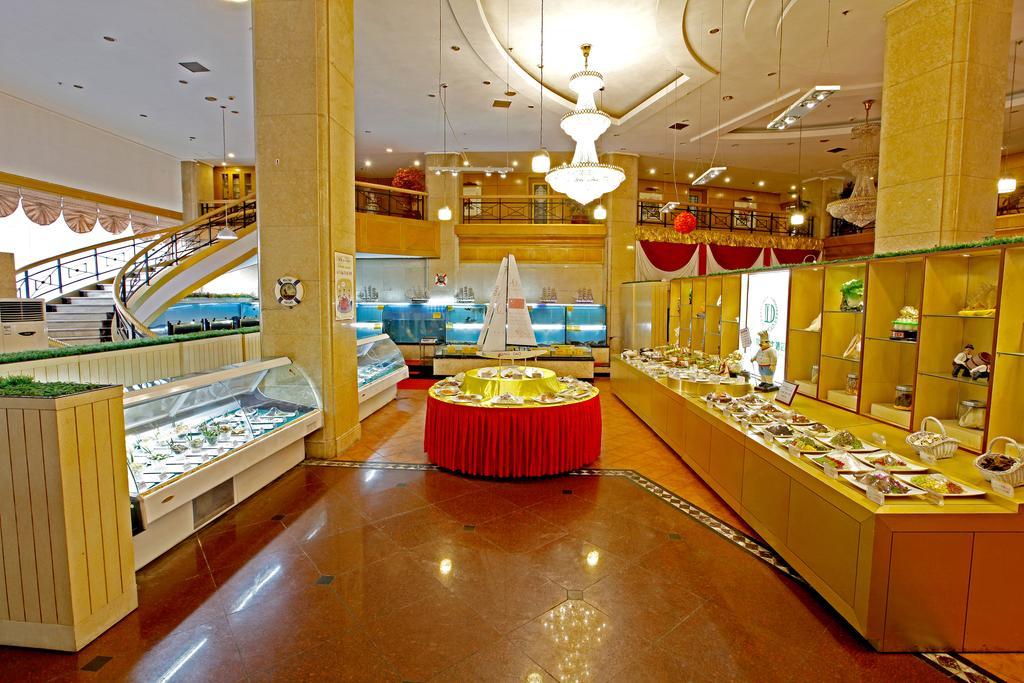 Donghai Grand Hotel Qingdao Exterior photo
